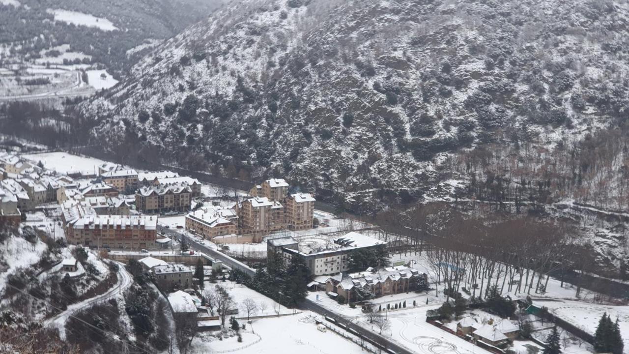Xia Apartaments Con Acceso A Piscina Rialp Buitenkant foto